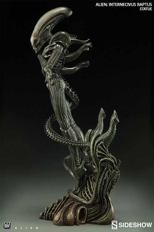 alien-internecivus-raptus-statue-200464-06