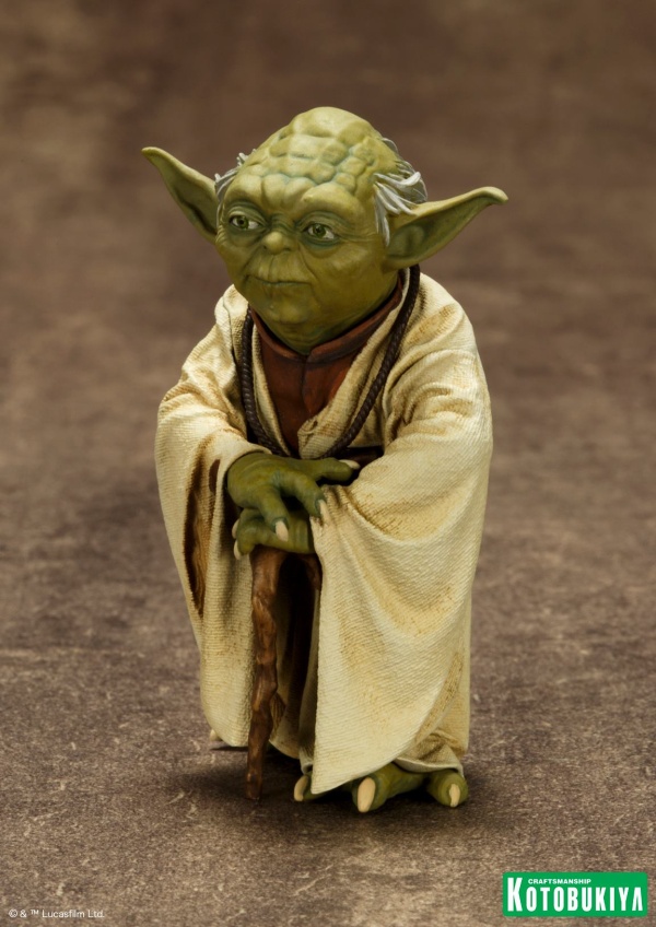 yoda-and-r2-d2-statue-set-004