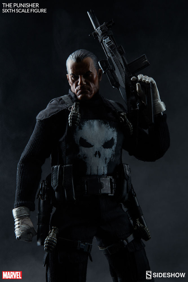 marvel-the-punisher-sixth-scale-figure-100212-03